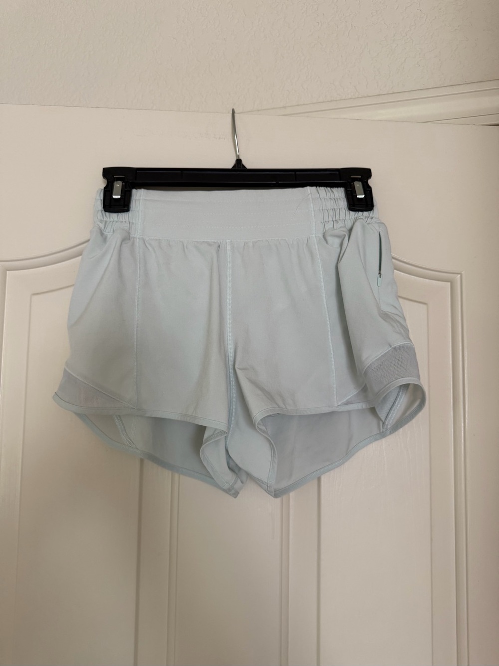 lululemon athletica Light Blue Hotty Hot Shorts 2,5” Inseam